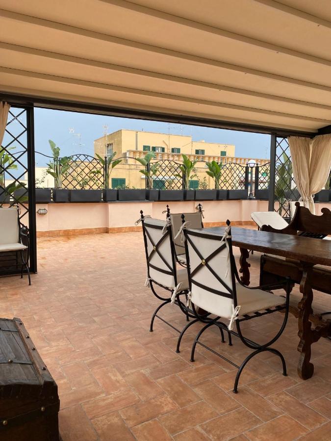 Hotel Regal House Anzio Terrazzo Extérieur photo