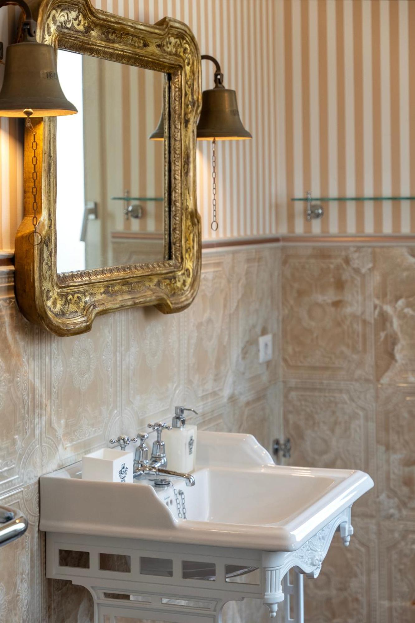 Hotel Regal House Anzio Terrazzo Extérieur photo